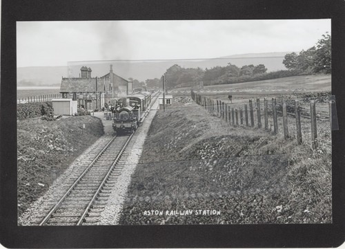 Aston rowant railway station - aston,